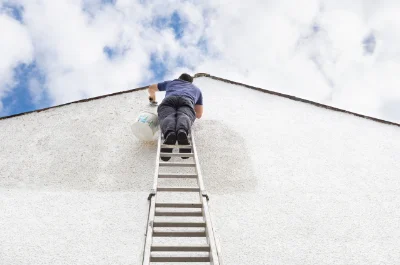 Peinture extérieure à Pers — façades et ravalement